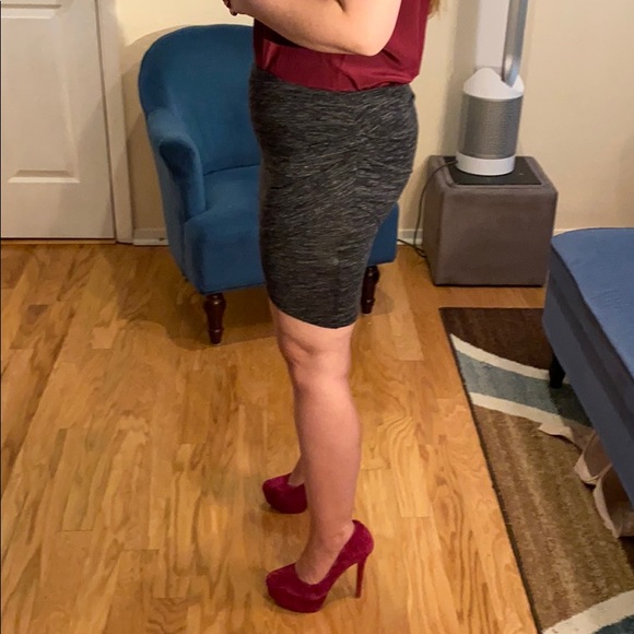 IRO wool and linen blend plume skirt in grey sz S - Picture 6 of 11